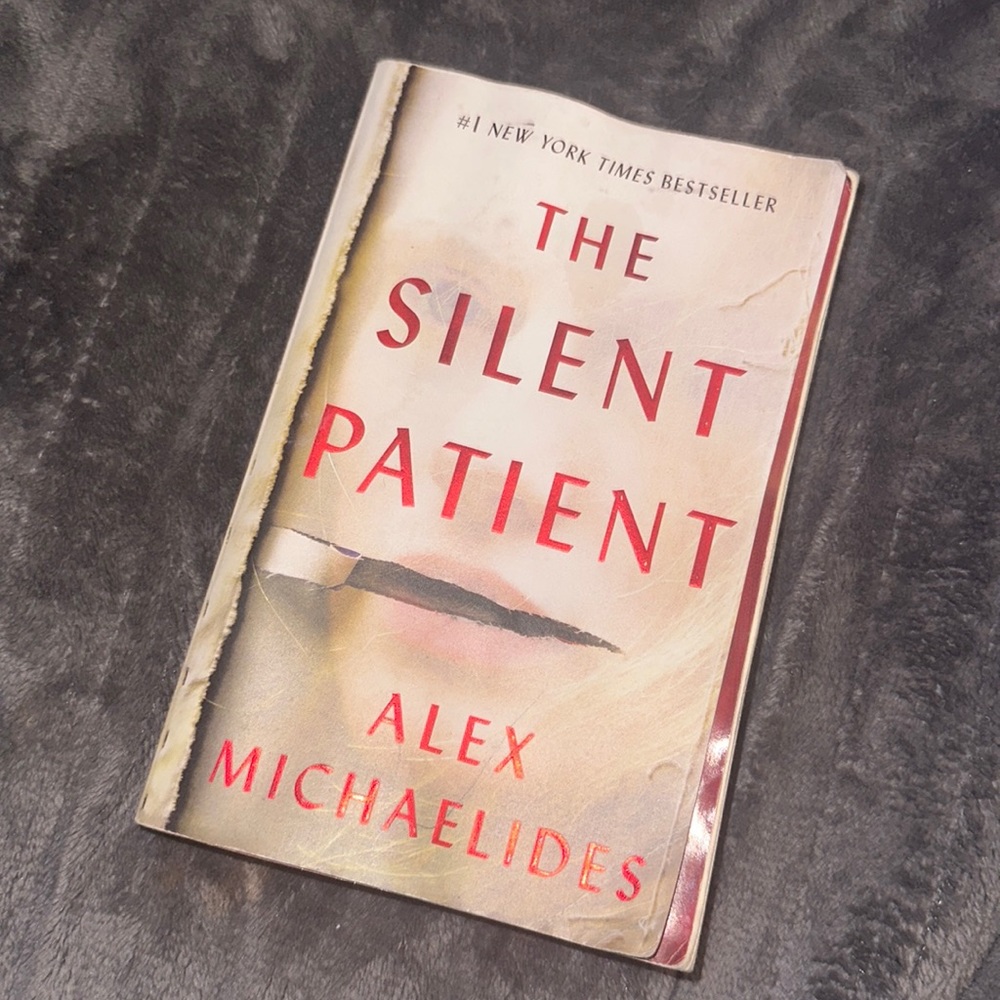 The Silent Patient by Alex Michaelides